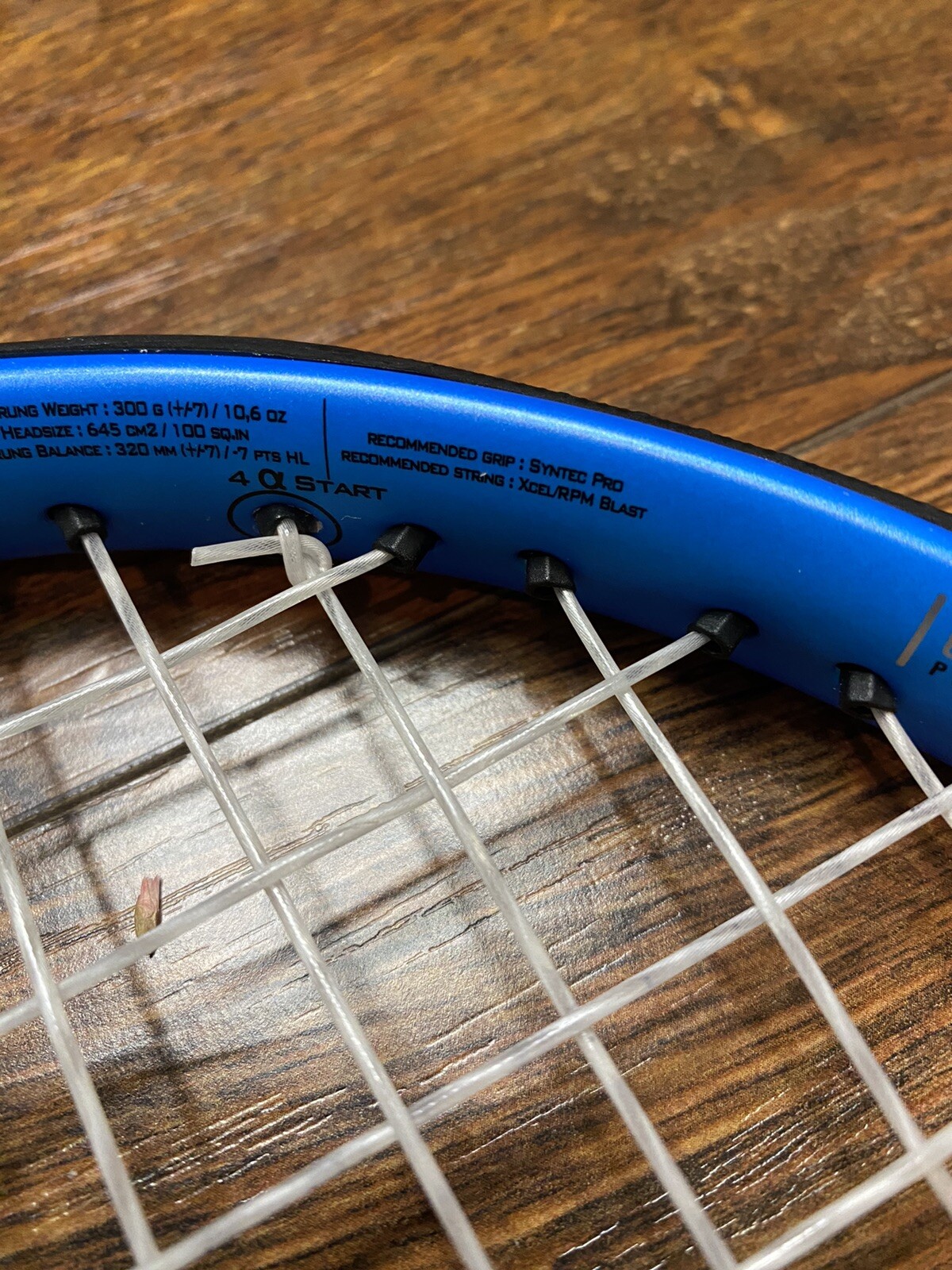 Babolat Pure Drive Strung 4 1/4 ( Tennis Racquet 100 sq 300g 10.6oz 16x19 )