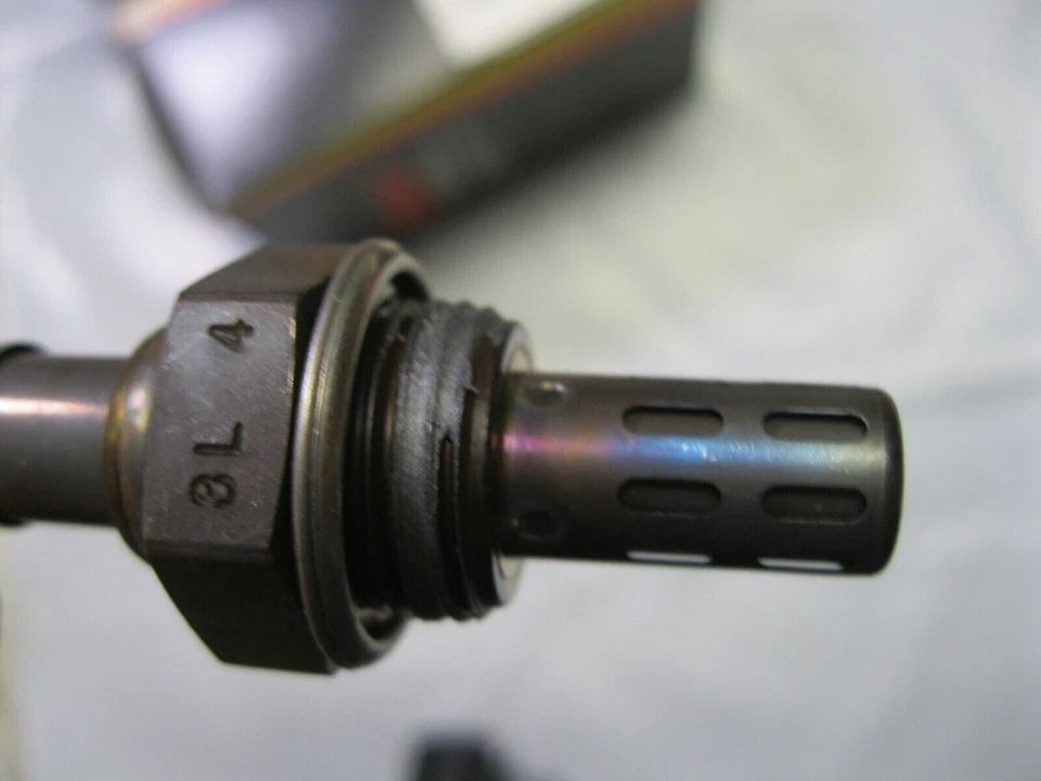 Genuine Mopar O2 Oxygen Sensor 04606063 (reboxed by Airtex 5S3206) - Изображение 4 из 4