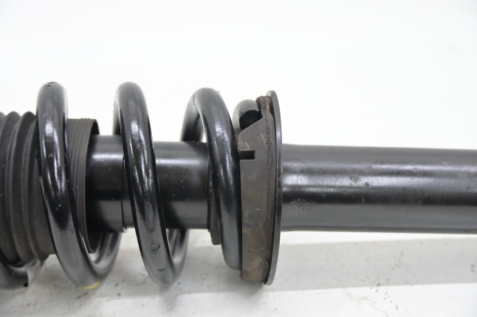 ⭐ 14-21 Maserati Ghibli Front Right or Left Shock Strut Absorber Spring Rwd Oem