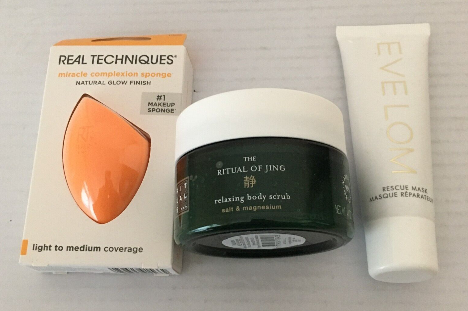 Rituals The Ritual of Jing Relaxing Body Scrub Evelom Rescue mask Sponge job lot
