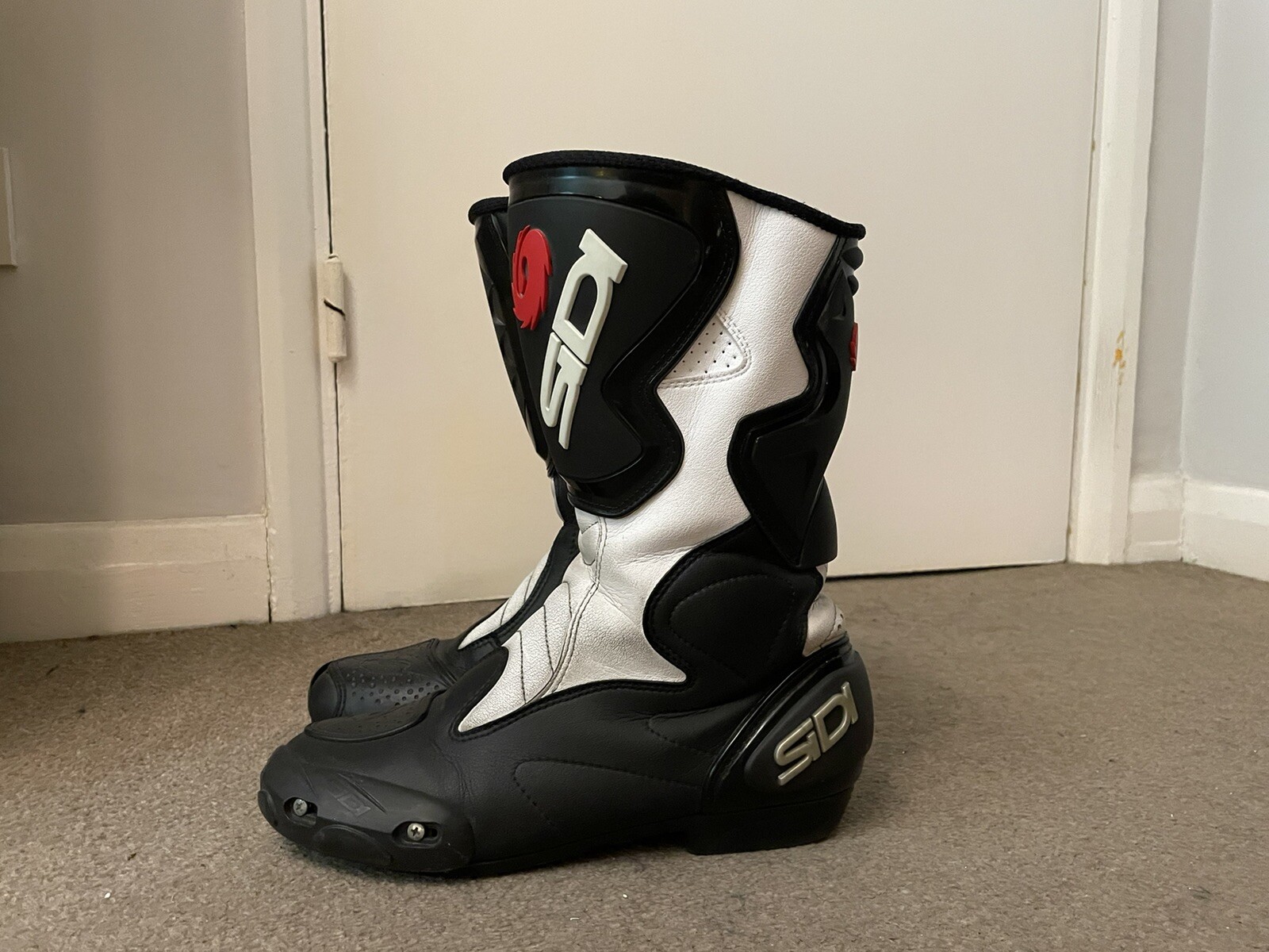 Sidi B2 Motorcycle Boots Size 8 UK. Non 