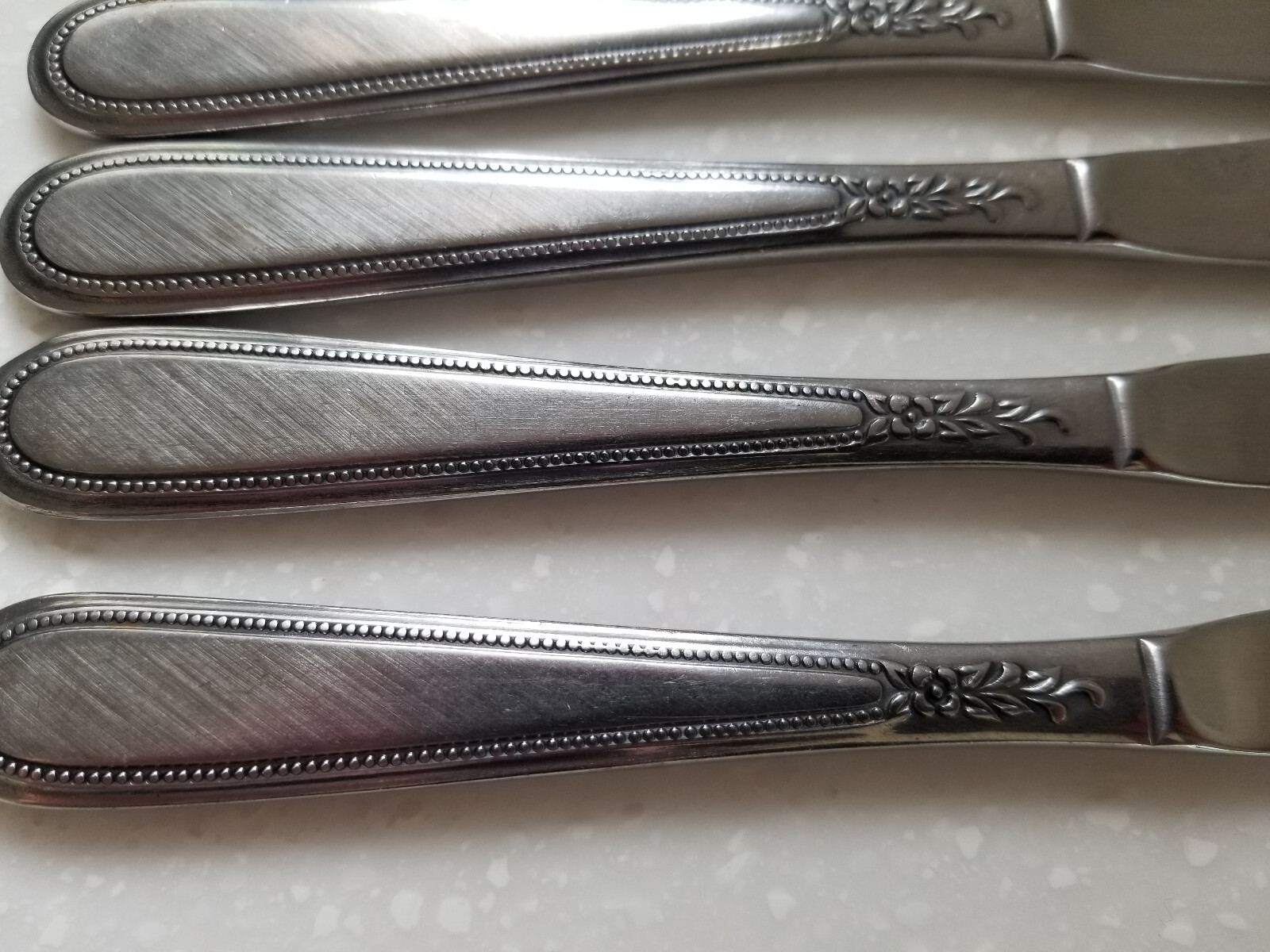 Rogers Stainless Steel Serrated Dinner Steak Knives Set of 8 Made in Korea