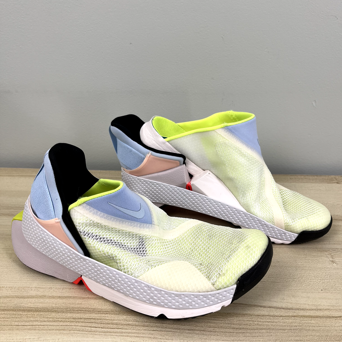 NIKE Shoes Mens Size GO Flyease Volt Celestine VoltSlip On Sneakers  CW5883-100