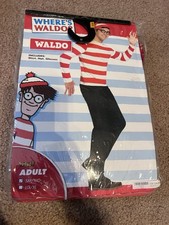 Where s Waldo Adult Costume Size S/M Hat Glasses Shirt New Spirit Halloween