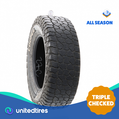Used LT 275/70R18 Cooper Discoverer Stronghold AT 125/122S - 7/32 - Picture 1 of 4