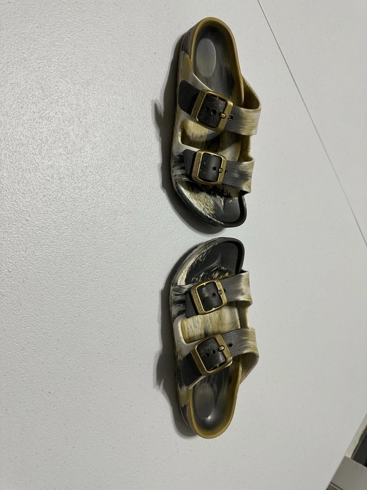 Сандалии на ножках Kids' Essentials Arizona для маленьких детей размер 12 золотистые/черные/белые - Изображение 2 из 4