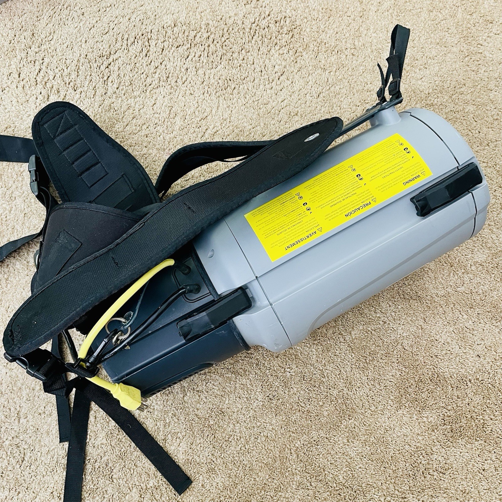 Advance Agility 10XP Backpack Vacuum cleaner Tested Works NO HOSE!!