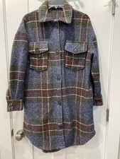 Black Tape Long Shaket Sz M Button Up Shirt Relaxed Plaid Pockets Fleece Feel