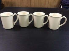 Set of 4 White Corning Ware Coffee Mugs Excellent 