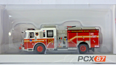Premium Classix PCX 87 Seagrave Attacker Fire Pumper Squad 270 rot Maßstab 1:87