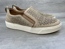 Vionic Kimmie Perf Suede Slip On Sneakers Women's 11W Beige Comfort Orthotic