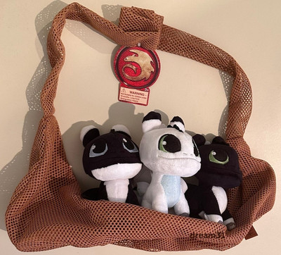 Epic Universe Isle of Berk How To Train Your Dragon Nightlights Plush Pack Sling