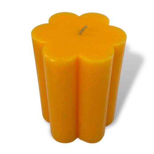 3-PACK Flower Shaped Pillar Candle Unscented 3.75” Wizard Gold - Room Essentials - Picture 15 of 23