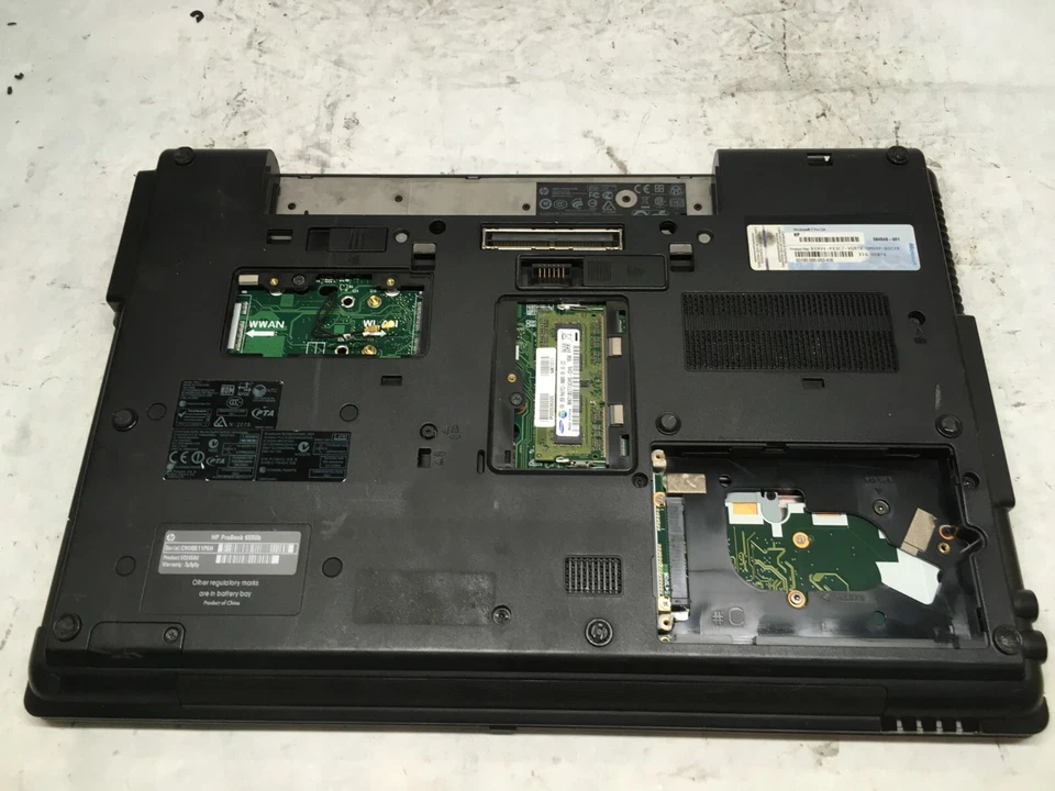 HP ProBook 6550b 14" (AS IS) Intel Core i3 - JZ - Image 3 of 4