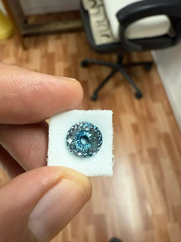 2.50 CT Round Portugal Lab Grown Diamond Fancy Vivid Blue VS1 With 14 KT Ring - Image 3 of 4