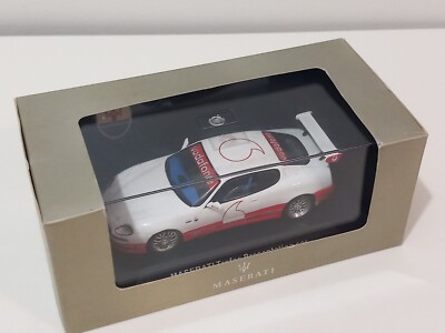 Maserati 3200 GT Trofeo Presentation car 1998 - 1/43 - IXO Models 