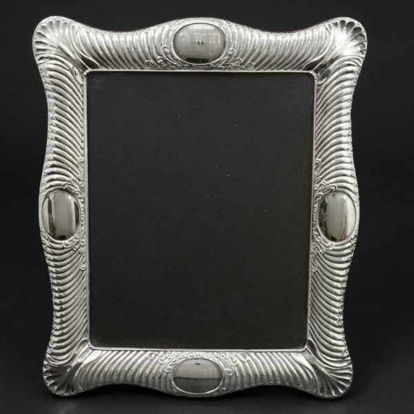 VINTAGE R. CARR 925 STERLING SILVER STANDING PICTURE FRAME for 8" x 10