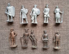 Ü-Ei Figuren Metall Konvolut