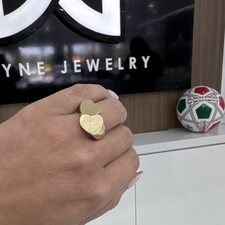10K Elayne Jewelry Heart Signet Ring Size 7, No Stone
