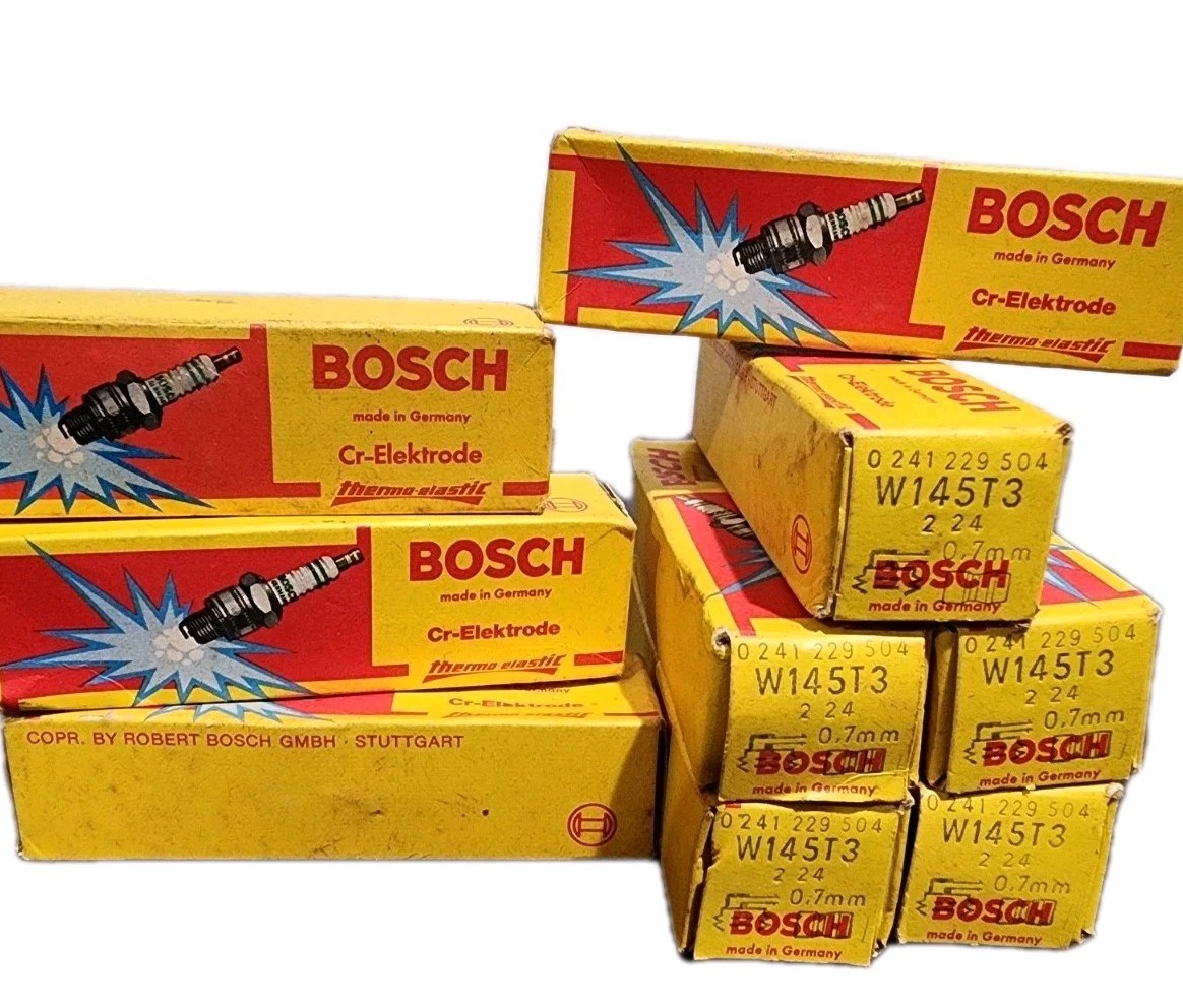 Lot of 9 Bosch W145T3 Spark Plugs NOS Vintage Made in Germany 0 241 229 504