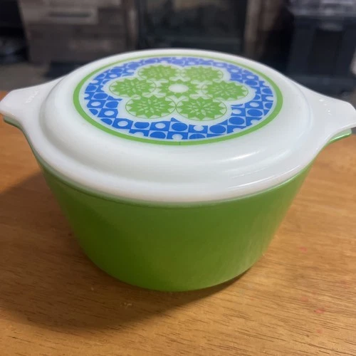 Vintage Pyrex Crazy Quilt 1 Quart Green Blue Casserole Dish and Lid #473