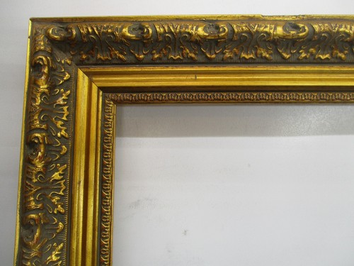 Vtg Large Gold Gilt Carved Wood Pic Frame Fits 26" X 30" Measures 30" X 34"