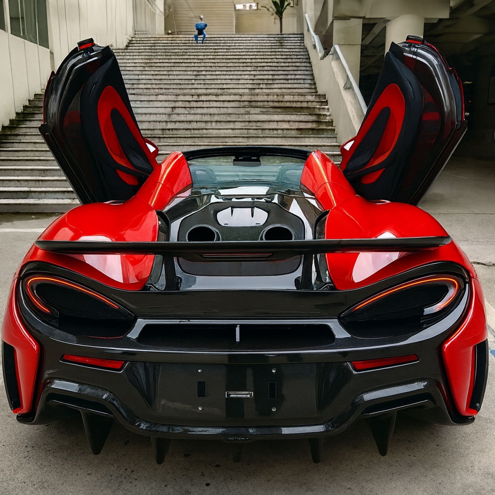 McLaren 600LT Rear Condenser compartment lid