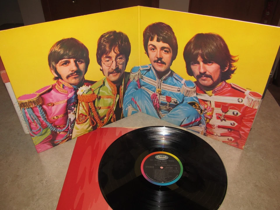 Beatles STUNNING '67 SGT. PEPPERS LP - Play Tested - COMPLETELY NEAR MINT!! - Image 2 of 4