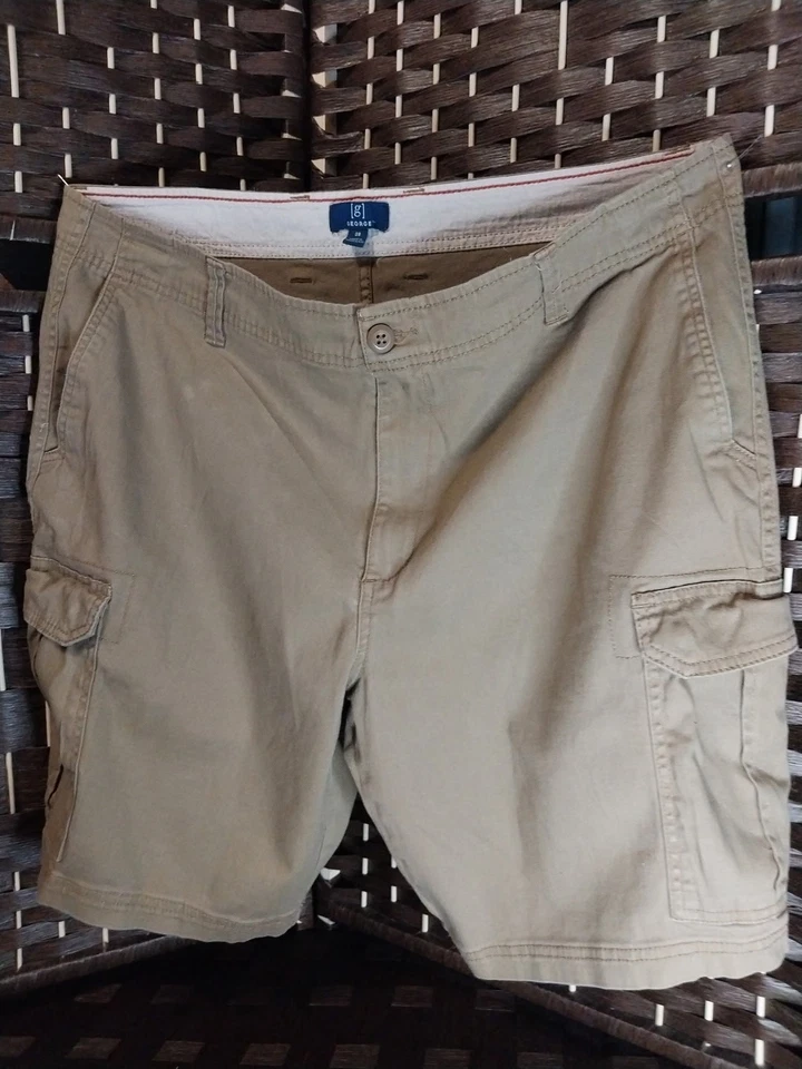 George 男式深卡其色工装短裤 38 码翻盖背面和侧口袋 — 第 2/4 张图片