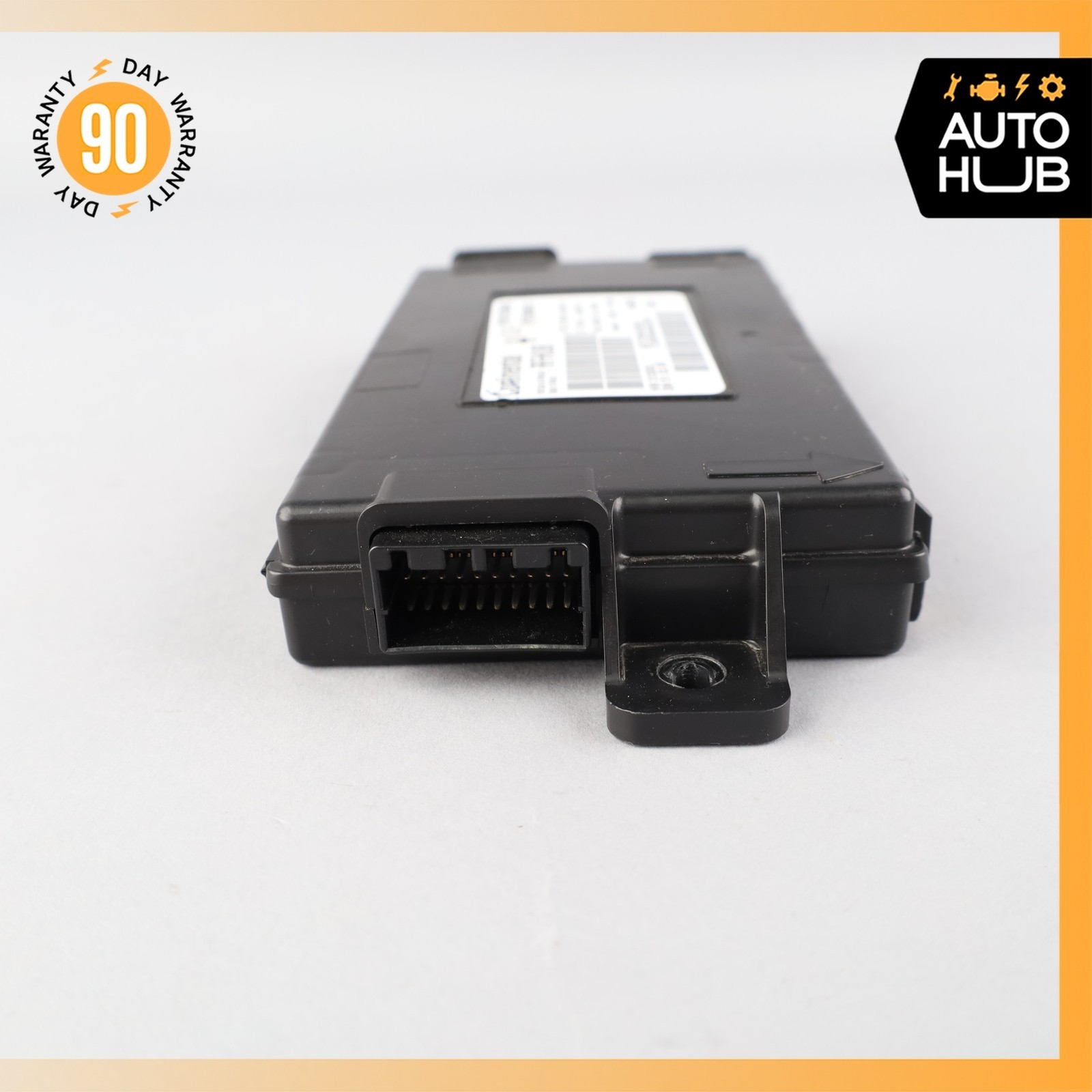 14-17 Maserati Ghibli M157 Keyless Entry RF Hub Control Module ECU 670008070 OEM