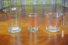 Anchor Hocking Glass Measuring 3 Cup Set 1-Cup 5 oz 1-Cup Cylinder Red Lettering