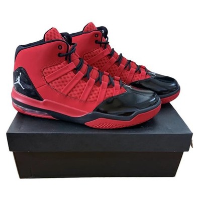 Jordan Max Aura Men's Sneaker University Red Chrome-Black Size 12 NIB