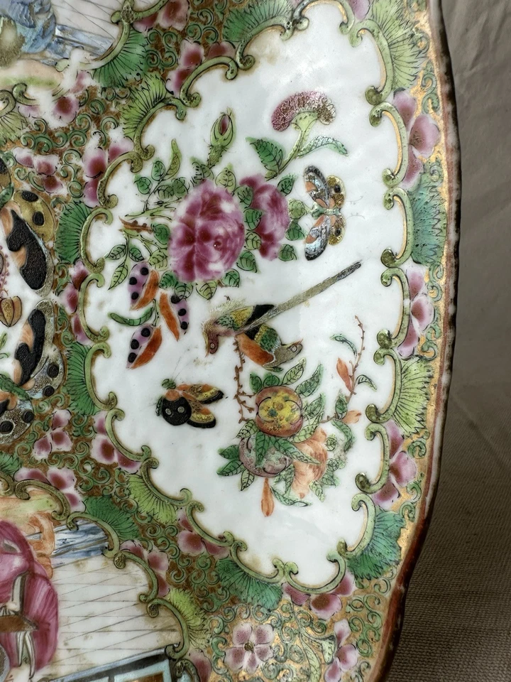 ANTIQUE CHINESE ROSE MEDALLION SERVING PLATE - Image 3 of 4