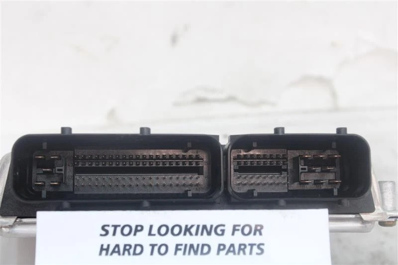 Used Engine Control Module (ECM) fits: 2003 Volkswagen Passat Electronic Control Foto 4 de 4