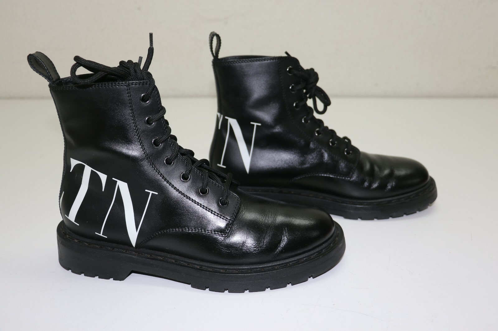 VALENTINO Valentino Garavani VLTN 