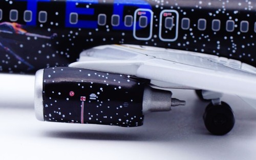 Modelo de avión fundido a presión 1:200 JC Wings United Boeing B737-800 N36272 aletas hacia abajo - Imagen 12 de 16