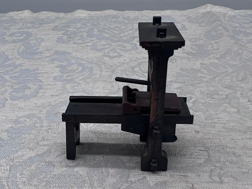 BLEISTIFT SPITZER AUS METALL 20 TES JHDT BLEISTIFTSPITZER MINIATUR - Afbeelding 2 van 13