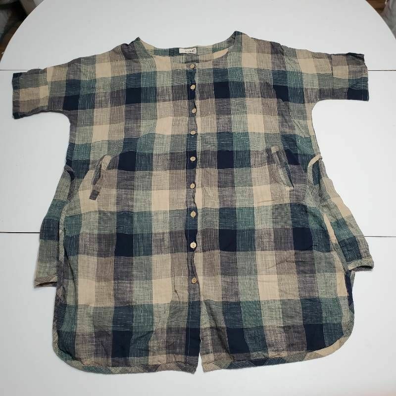 Master Record Margin Womens Button Down Shirt Bei… - image 1