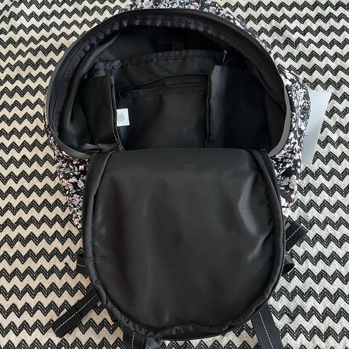NWT Floral Spritz Multi lululemon Fast and Free Backpack *13L LW9CPES_0001_2?size=1600,1600 main image 3