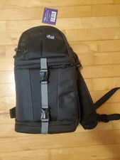 New ALTURA Photo SLR CAMERA SLING BAG Black Crossbody Photographer Backpack NWT