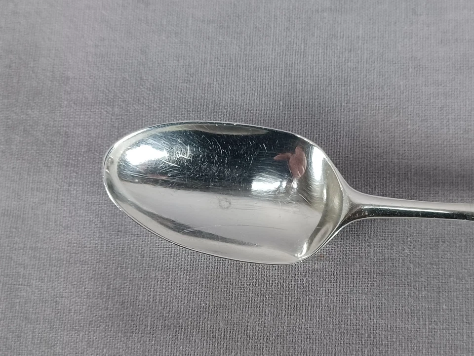 Cuchara de plata esterlina Thomas & William Chawner London C.1760-1770 Foto 4 de 4