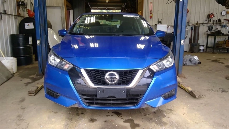 Brazo limpiaparabrisas derecho pasajero Nissan Versa 20 21 22 23 24 Foto 2 de 4