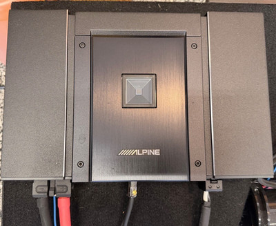 Alpine Status HDA-M80 Hi-Res Mono Subwoofer Amplifier, 500W x 1 at 4-Ohm, 800...