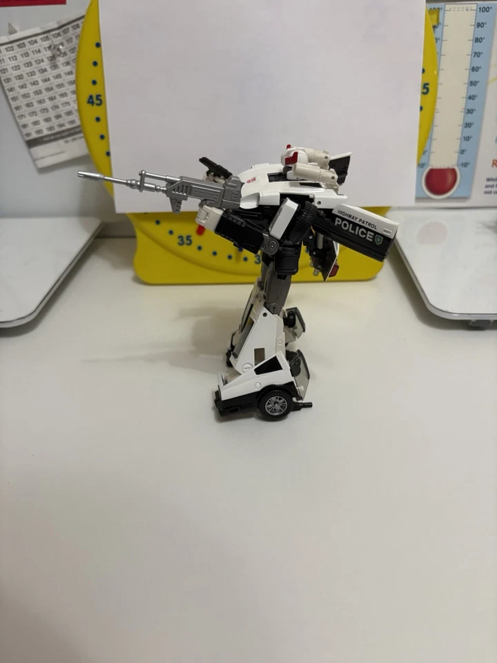 Transformers Masterpiece MP-04 Autobot Prowl Toy Toys-R-Us Exclusive - Image 3 of 4