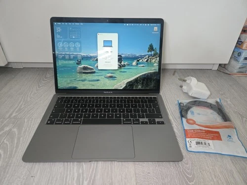 Apple MacBook Air 2020 A2337 13.3" M1 8 Core 512GB SSD 16GB RAM thumbnail 2