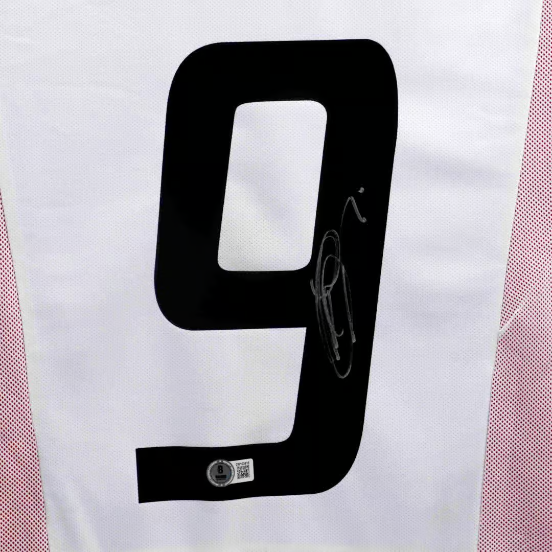 ACミラン INZAGHI 9番 サイン入りシャツ Filippo Inzaghi Signed AC Milan Soccer Jersey #9 with Beckett