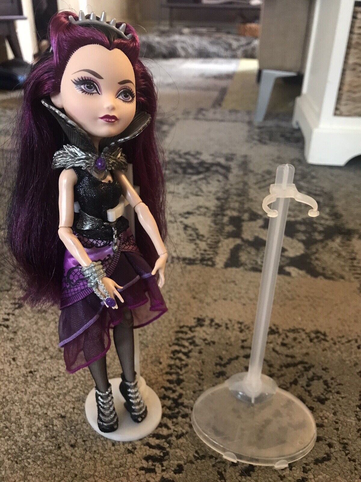 Unbranded Clear Plastic Stand Works For Monster High And Ever After High  Dolls