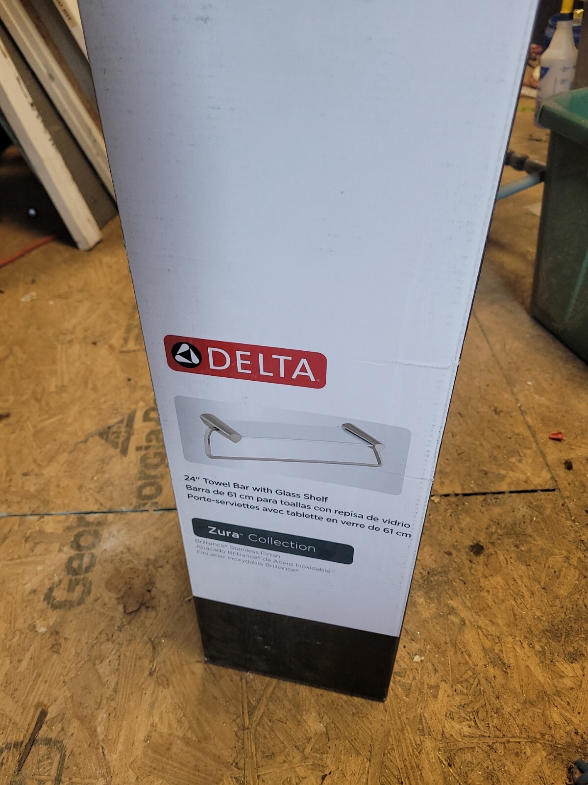Delta 24&rdquo; Towel Bar W/Glass Shelf Zura Collection 77480 SS STAINLESS FINISH