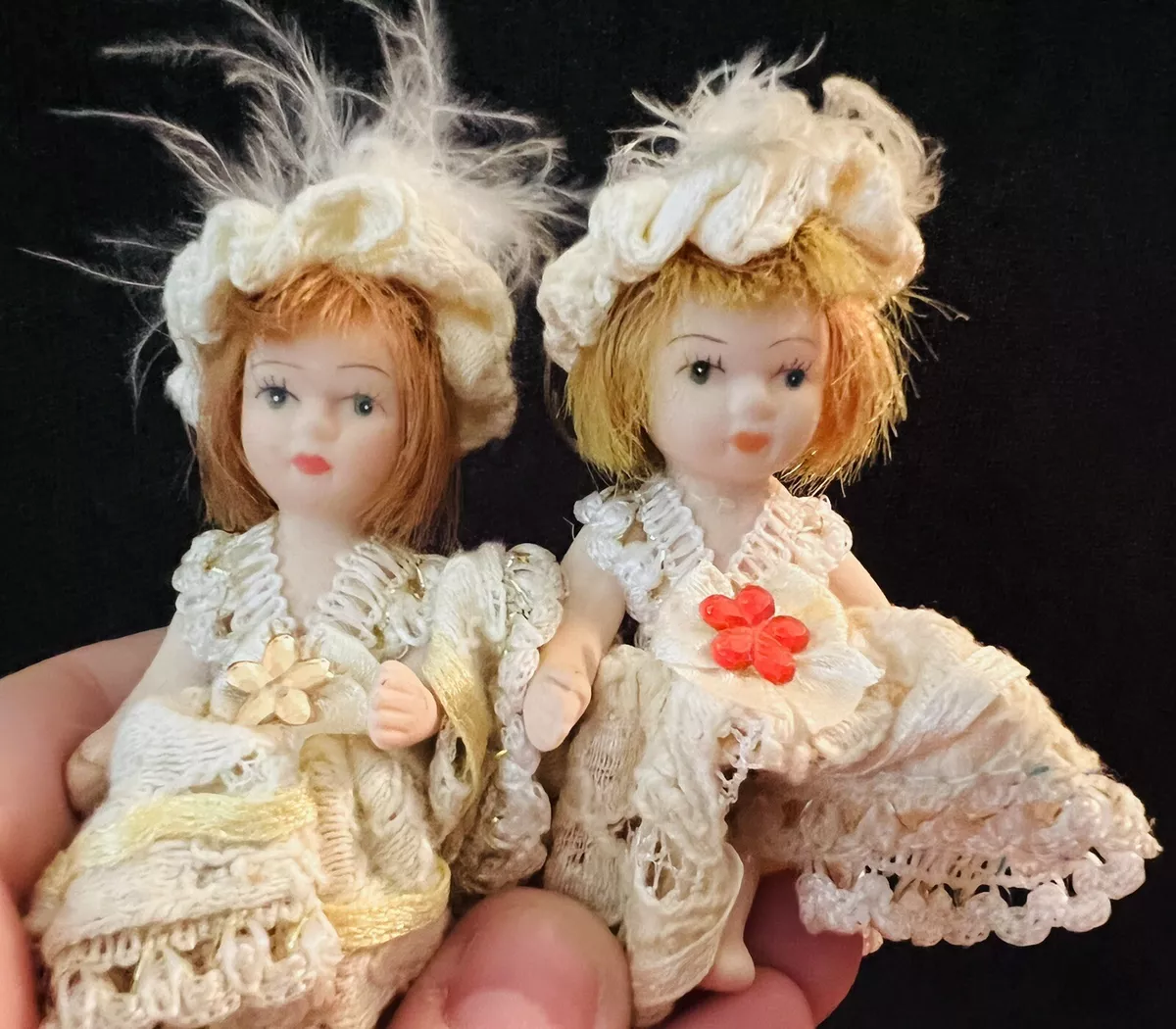 Keyring doll shop