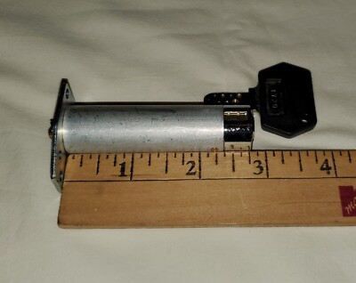 Slot Machine Pachislo Skill Stop Arcade Door Lock & Key - 2-3/4'' Bellco OEM